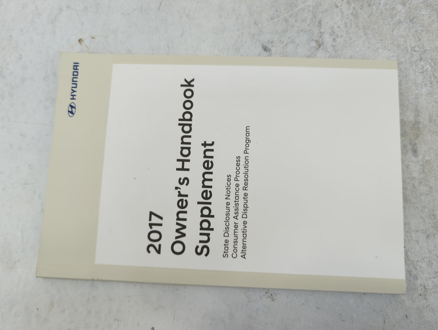 2017 Hyundai Elantra Owners Manual Book Guide P/N:F2MS7-B5000 F2EUF11 OEM Used Auto Parts - Oemusedautoparts1.com