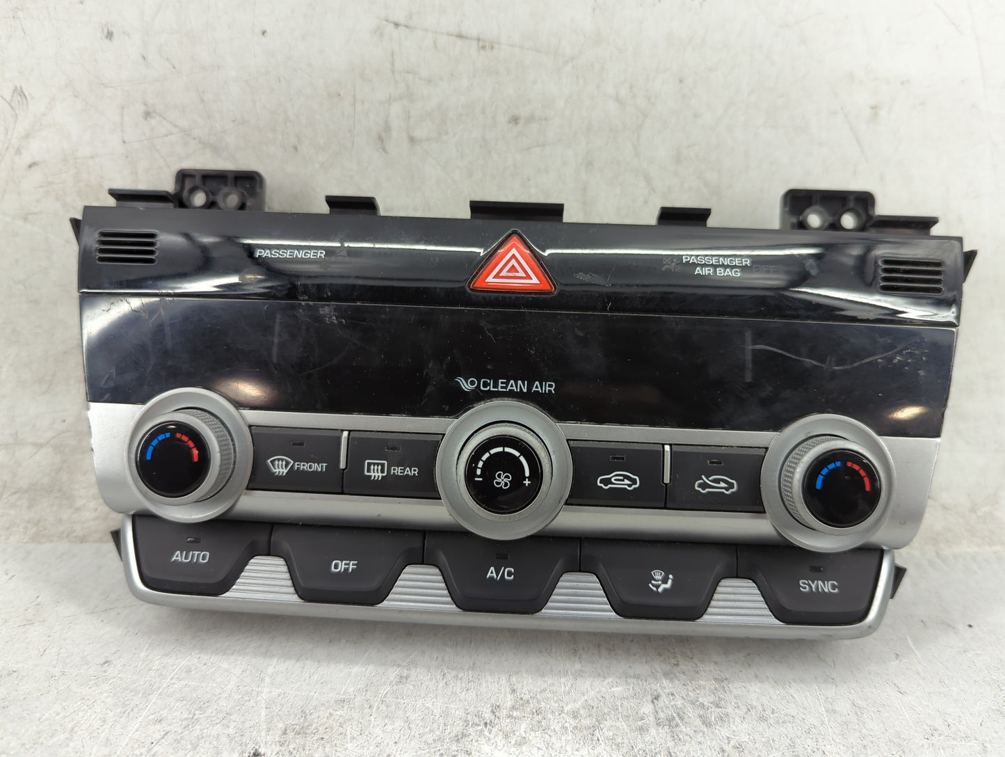 2017-2018 Hyundai Elantra Climate Control Module Temperature AC/Heater Replacement P/N:97250-F3040 97250-F2XXX Fits Fits 201
