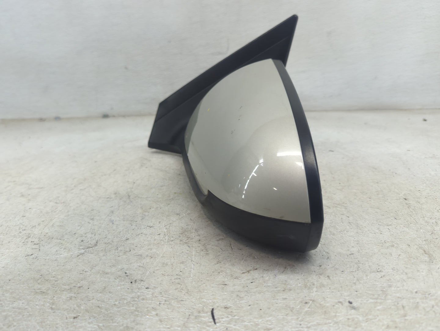 2017-2020 Hyundai Elantra Driver Side View Mirror - Left Door Mirror OEM Used - Oemusedautoparts1.com