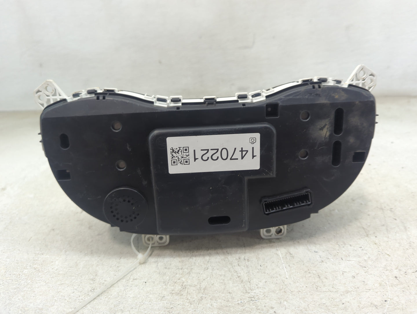 2017-2018 Hyundai Elantra Instrument Cluster Speedometer Gauges P/N:94001-F3010 TN157580-01021H, F3UB Miles:6K Fits Fits 201