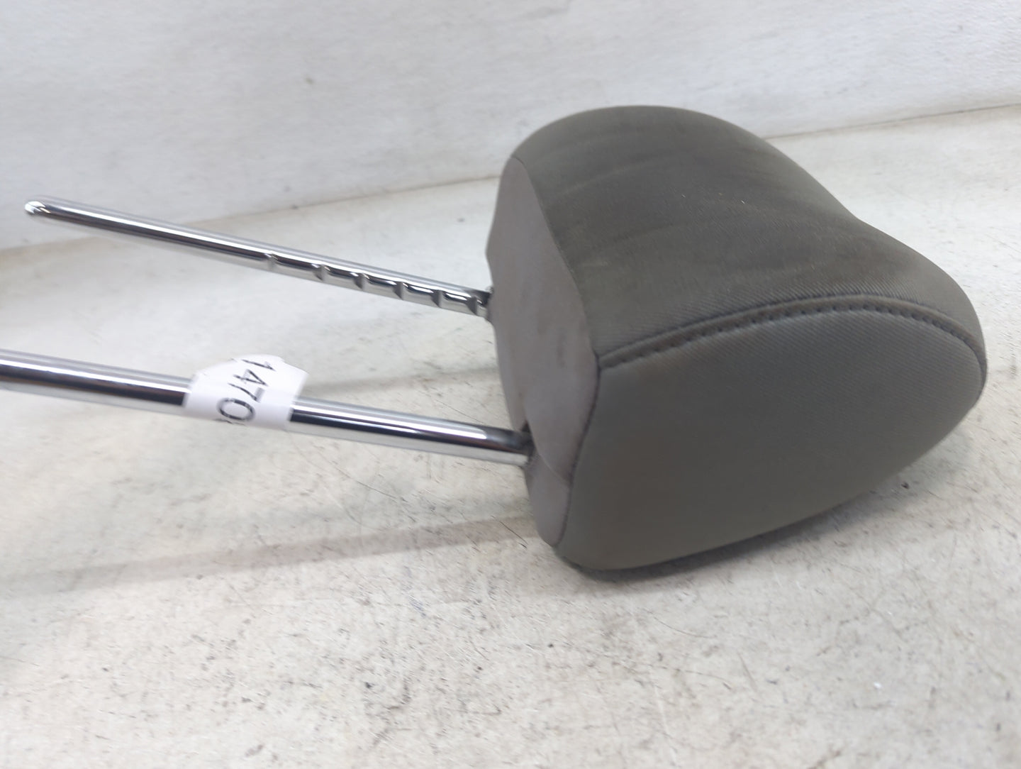 2017-2018 Hyundai Elantra Headrest Head Rest Front Driver Passenger Seat Fits Fits 2017 2018 OEM Used Auto Parts - Oemusedau