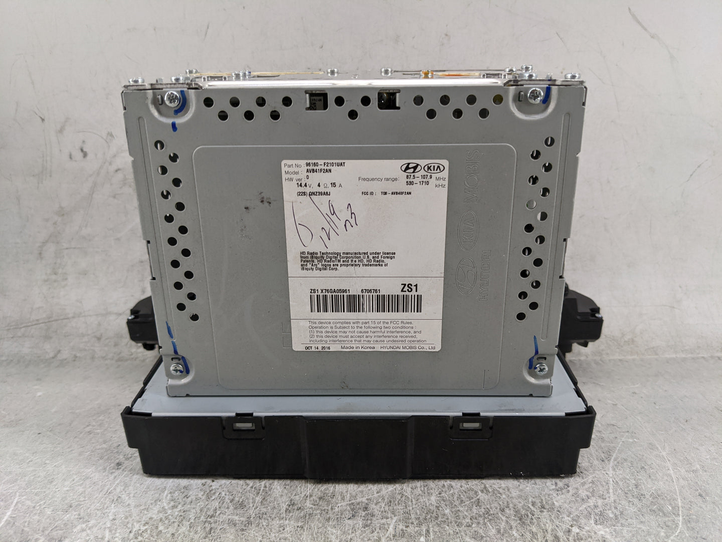 2017-2018 Hyundai Elantra Radio AM FM Cd Player Receiver Replacement P/N:96160-F2101UAT AVB41F2AN Fits Fits 2017 2018 OEM Us