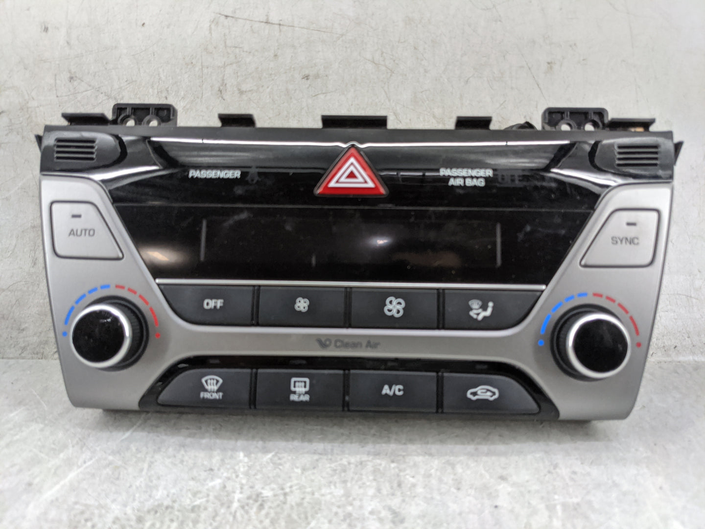 2017-2018 Hyundai Elantra Climate Control Module Temperature AC/Heater Replacement P/N:97250-F2231RET Fits Fits 2017 2018 OE