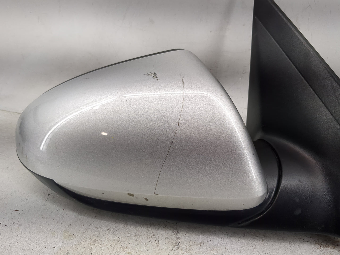 2017-2020 Hyundai Elantra Passenger Side View Mirror - Right Door Mirror OEM Used - Oemusedautoparts1.com
