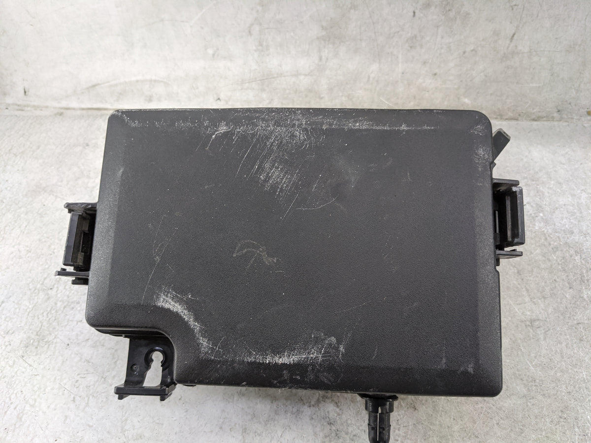 2017 Hyundai Elantra Fusebox Fuse Box Panel Relay Module P/N:VS91200F3263AA VSP034F2630237230091 Fits OEM Used Auto Parts - 