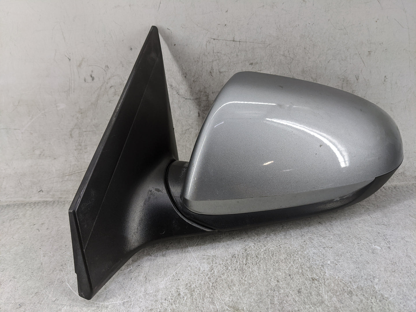 2017-2020 Hyundai Elantra Driver Side View Mirror - Left Door Mirror OEM Used - Oemusedautoparts1.com
