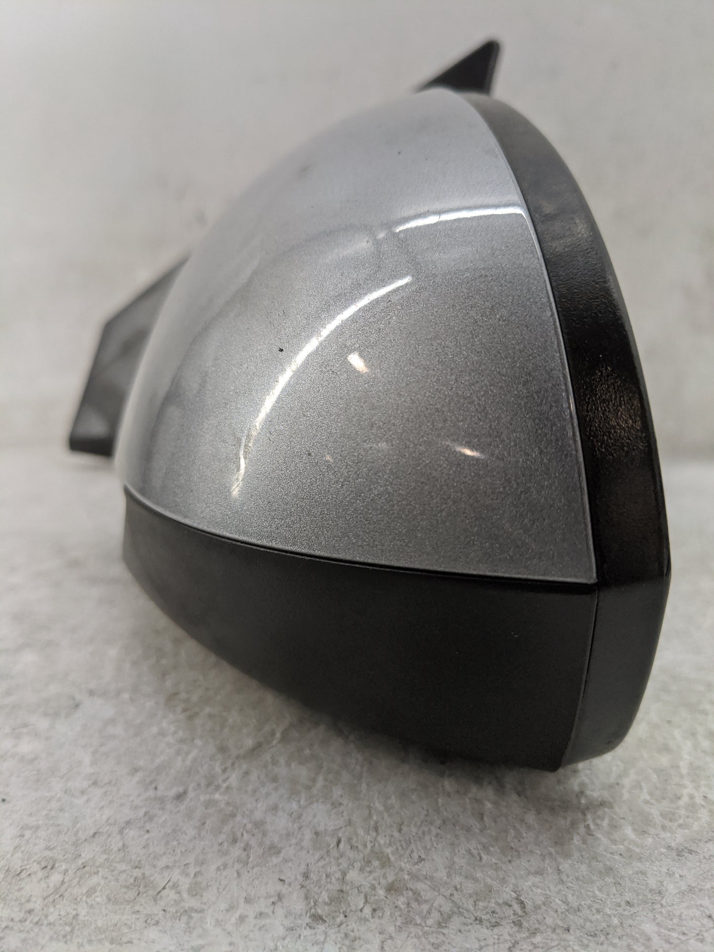 2017-2020 Hyundai Elantra Driver Side View Mirror - Left Door Mirror OEM Used - Oemusedautoparts1.com