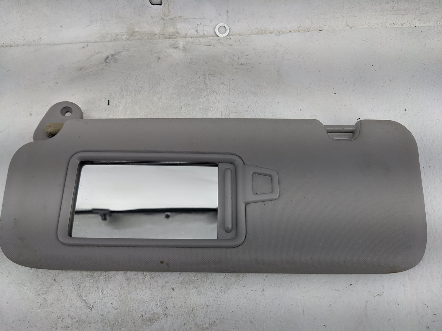 2017-2020 Hyundai Elantra Sun Visor Shade Replacement Driver Left Mirror Fits Fits 2017 2018 2019 2020 OEM Used Auto Parts -