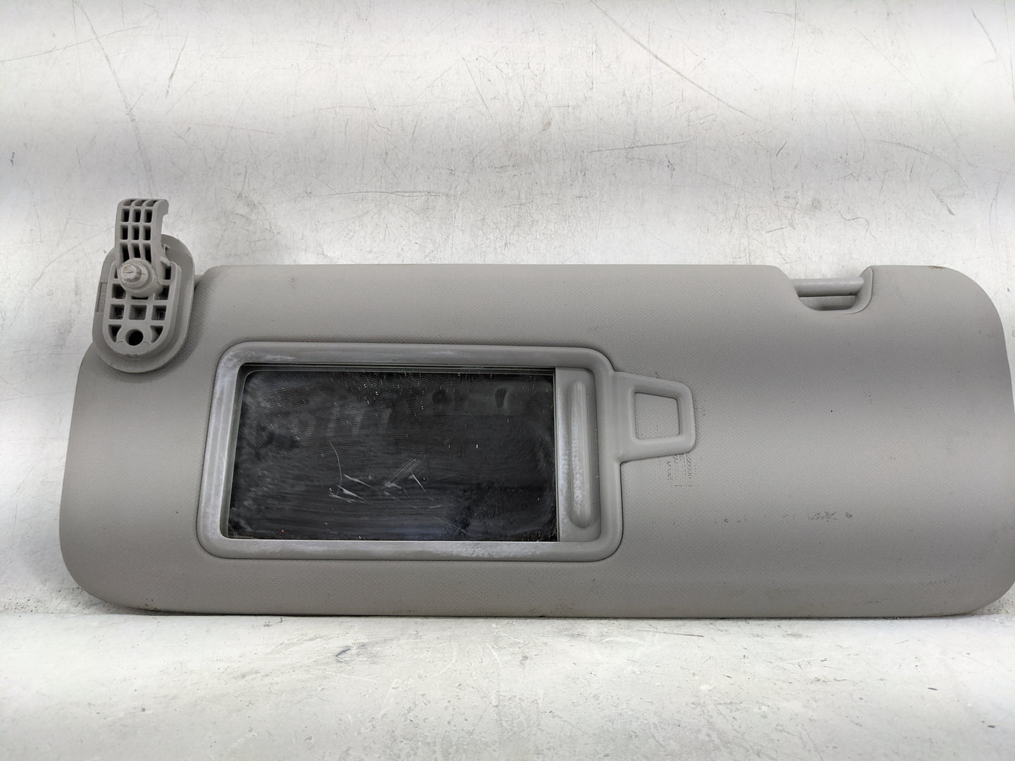 2017-2020 Hyundai Elantra Sun Visor Shade Replacement Driver Left Mirror Fits Fits 2017 2018 2019 2020 OEM Used Auto Parts -