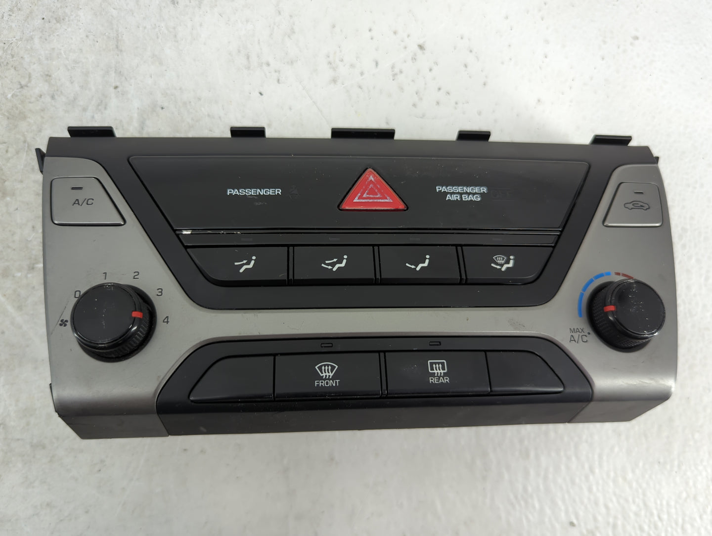 2017-2018 Hyundai Elantra Climate Control Module Temperature AC/Heater Replacement P/N:97250-F206144X Fits Fits 2017 2018 OE