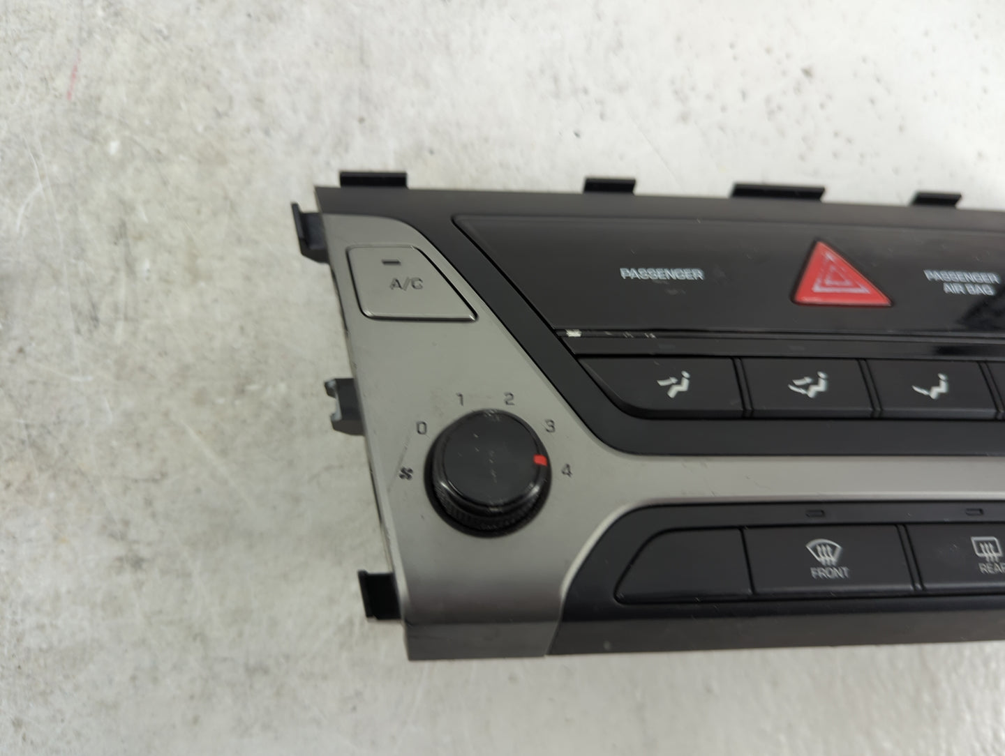 2017-2018 Hyundai Elantra Climate Control Module Temperature AC/Heater Replacement P/N:97250-F206144X Fits Fits 2017 2018 OE