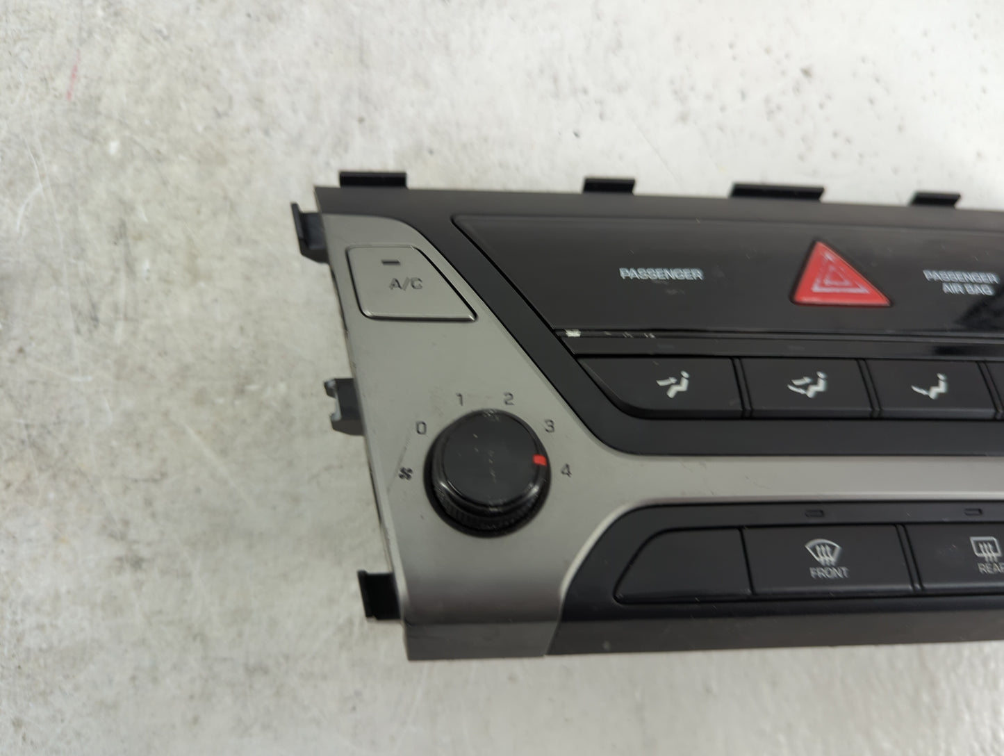 2017-2018 Hyundai Elantra Climate Control Module Temperature AC/Heater Replacement P/N:97250-F206144X Fits Fits 2017 2018 OE