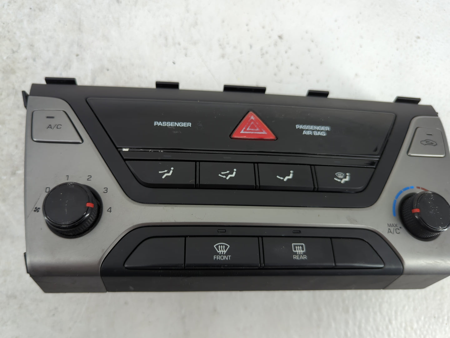 2017-2018 Hyundai Elantra Climate Control Module Temperature AC/Heater Replacement P/N:97250-F206144X Fits Fits 2017 2018 OE