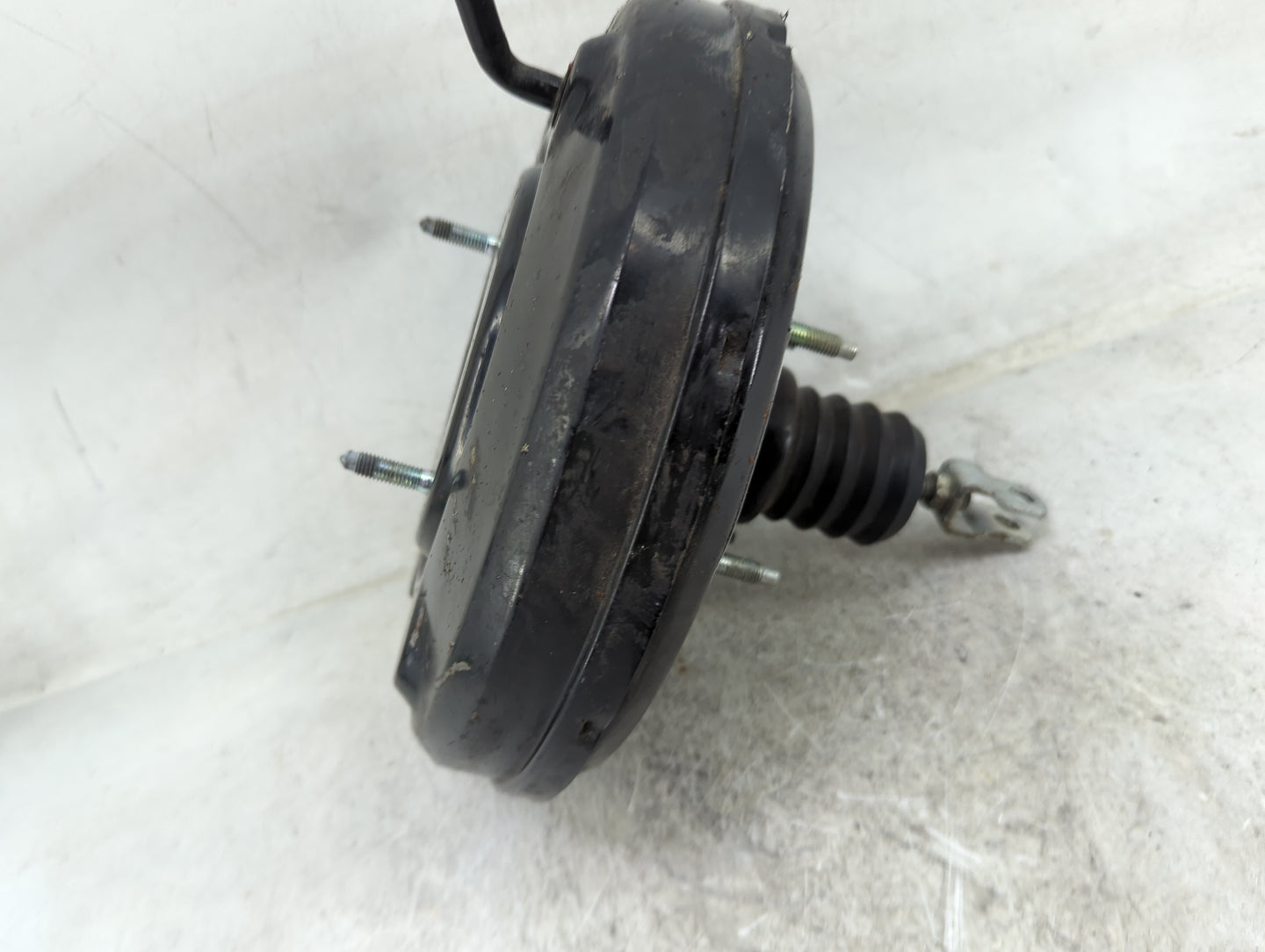 2017-2020 Hyundai Elantra Power Brake Booster Oem 1489598 - Oemusedautoparts1.com