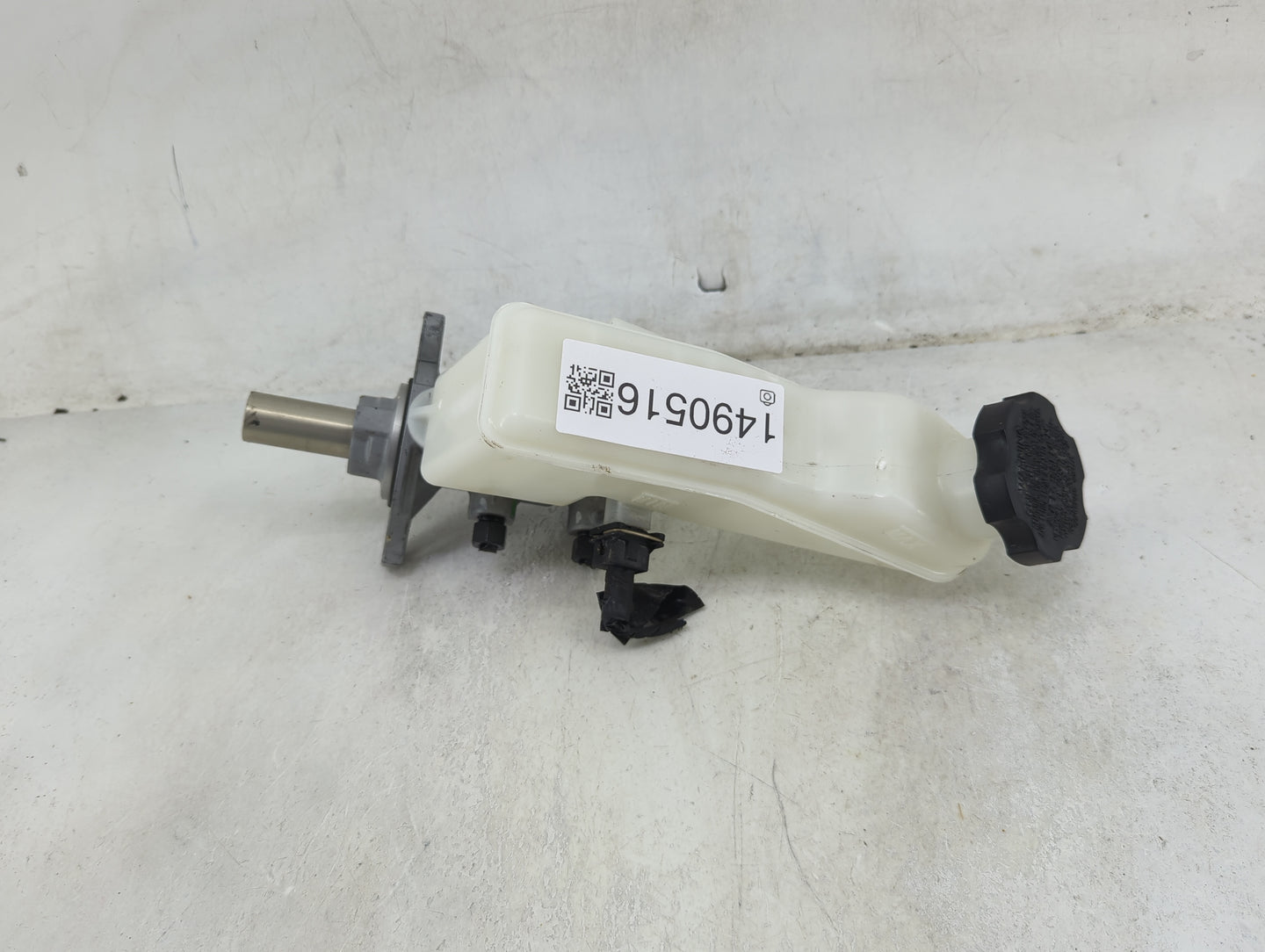 2017 Hyundai Elantra Brake Master Cylinder - Oemusedautoparts1.com