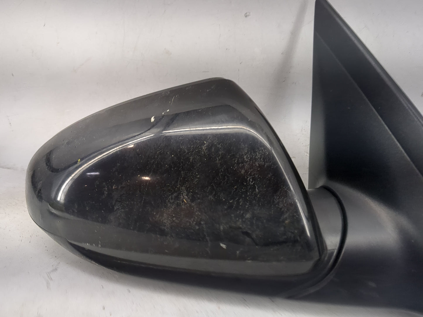 2017-2020 Hyundai Elantra Passenger Side View Mirror - Right Door Mirror OEM Used - Oemusedautoparts1.com