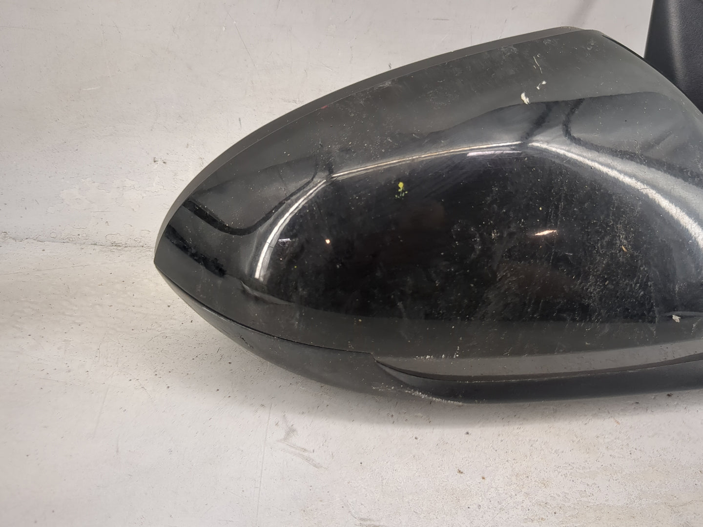 2017-2020 Hyundai Elantra Passenger Side View Mirror - Right Door Mirror OEM Used - Oemusedautoparts1.com