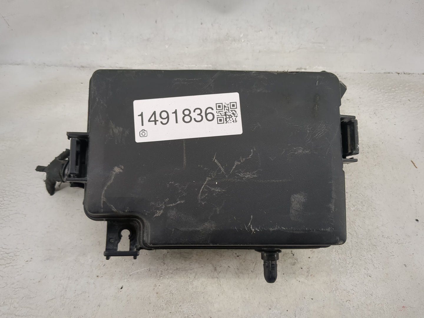 2017 Hyundai Elantra Fusebox Fuse Box Panel Relay Module P/N:18980-09625 18980-09630, 91956-F2020 Fits OEM Used Auto Parts -