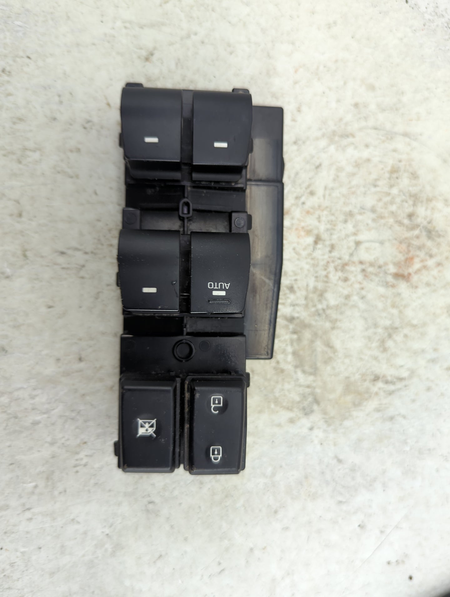 2017-2020 Hyundai Elantra Master Power Window Switch Replacement Driver Side Left P/N:93570-F2000 Fits Fits 2017 2018 2019 2