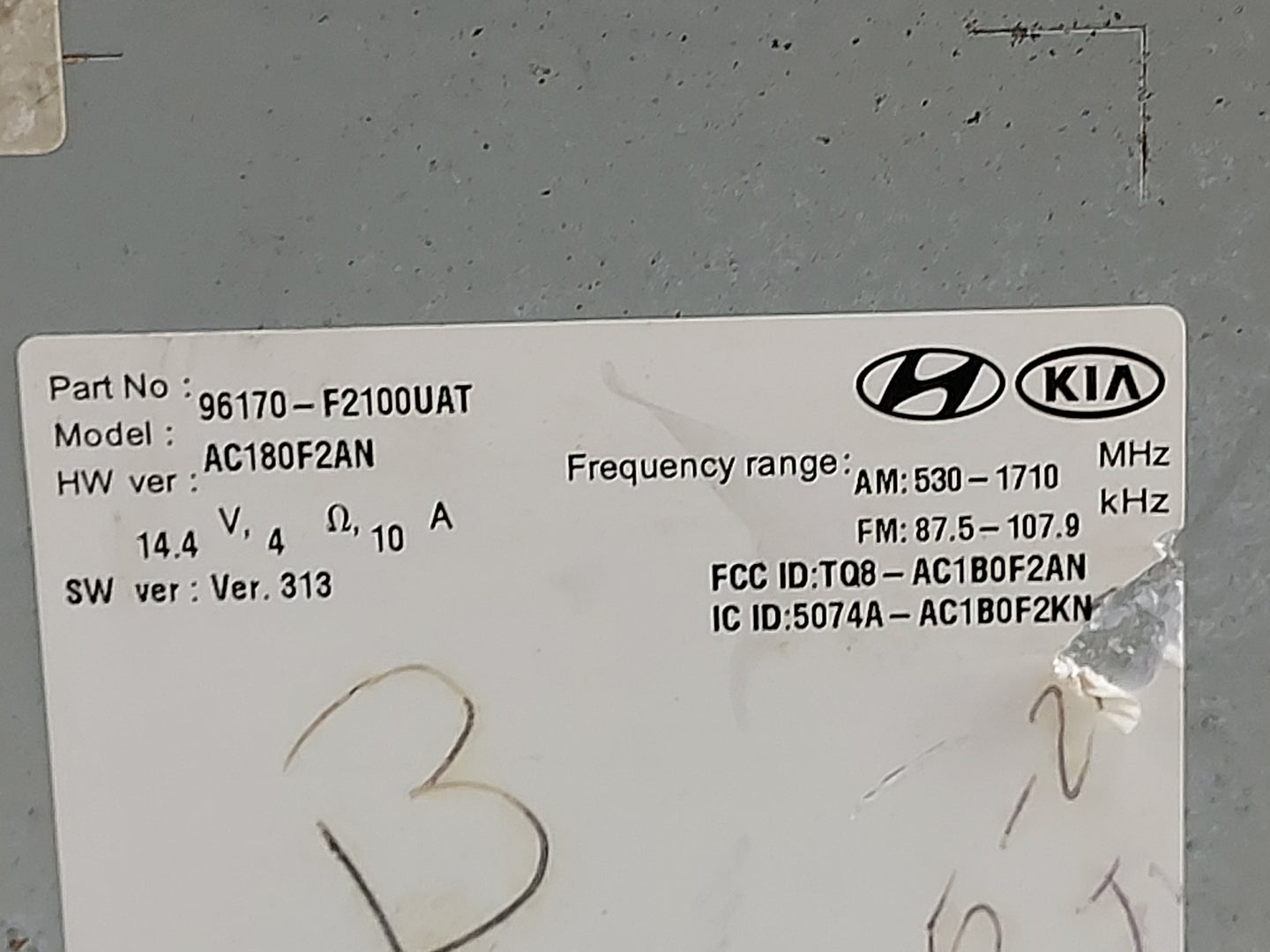 2017-2018 Hyundai Elantra Radio AM FM Cd Player Receiver Replacement P/N:96170-F2100UAT AC180F2AN Fits Fits 2017 2018 OEM Us