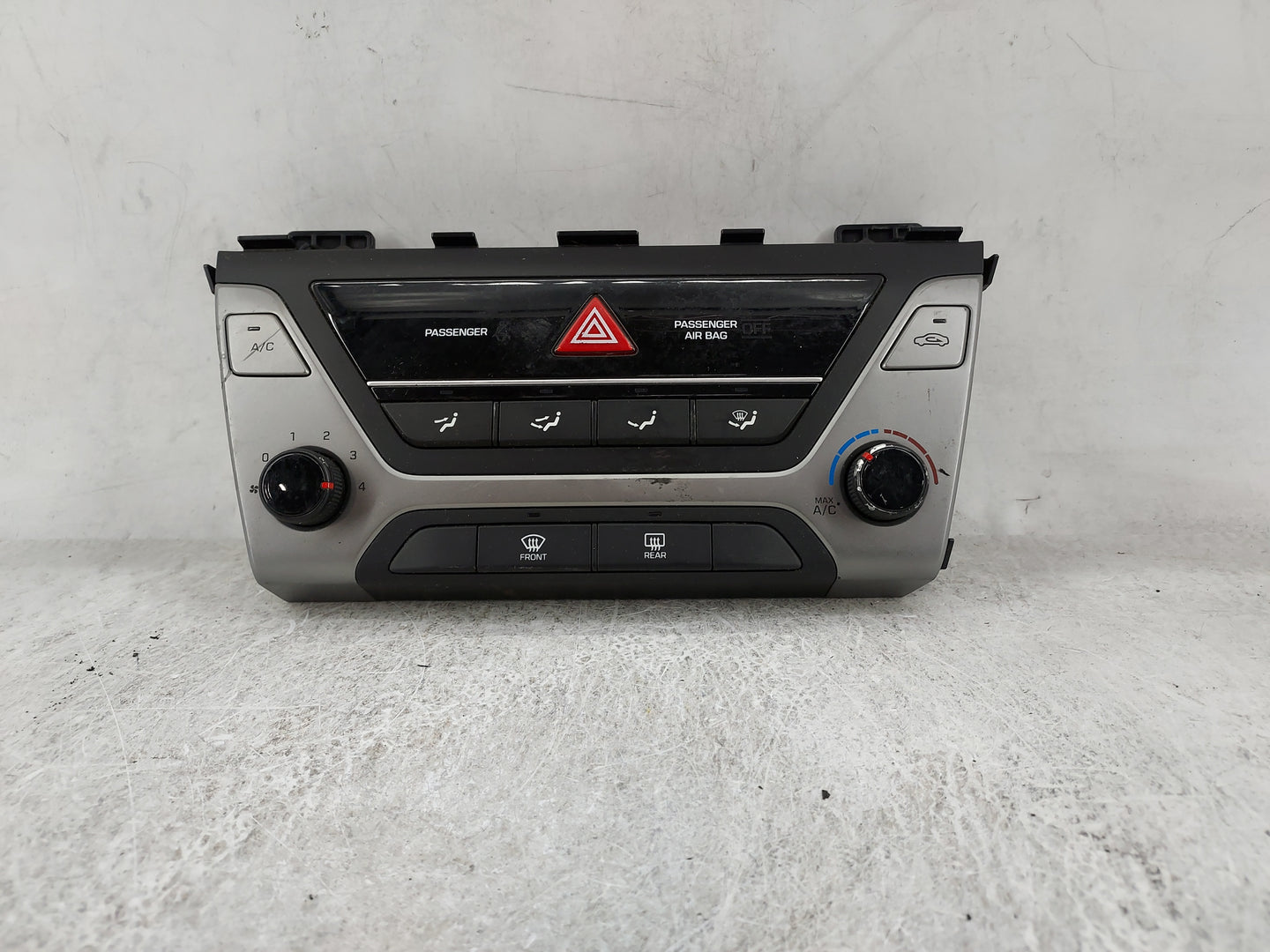 2017-2018 Hyundai Elantra Climate Control Module Temperature AC/Heater Replacement P/N:97250-F2001X AD03 Fits Fits 2017 2018