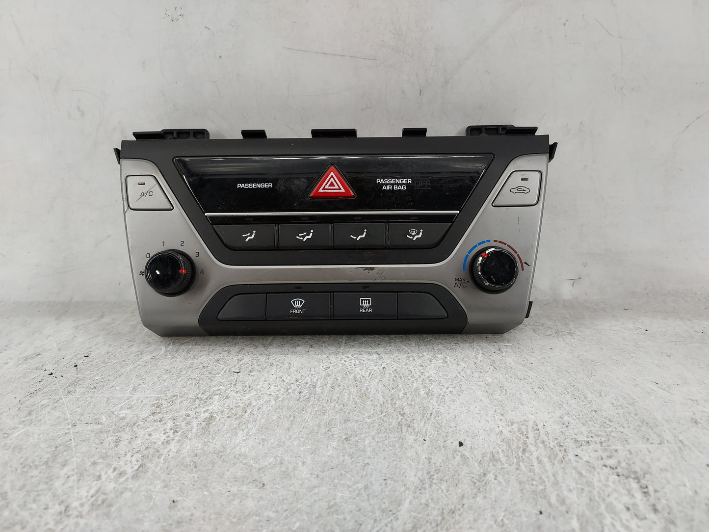 2017-2018 Hyundai Elantra Climate Control Module Temperature AC/Heater Replacement P/N:97250-F2001X AD03 Fits Fits 2017 2018