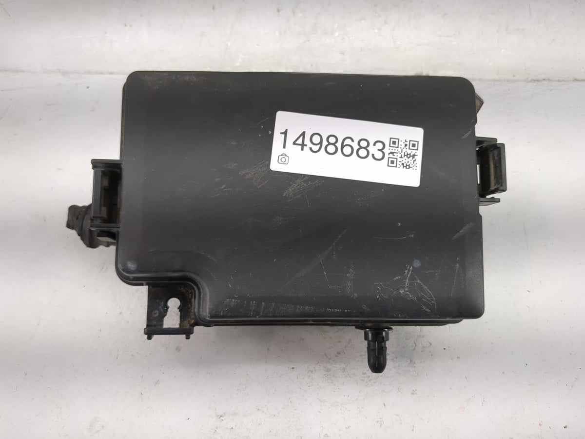 2017 Hyundai Elantra Fusebox Fuse Box Panel Relay Module P/N:91956-F2020 18980-09625, 18980-09630 Fits OEM Used Auto Parts -