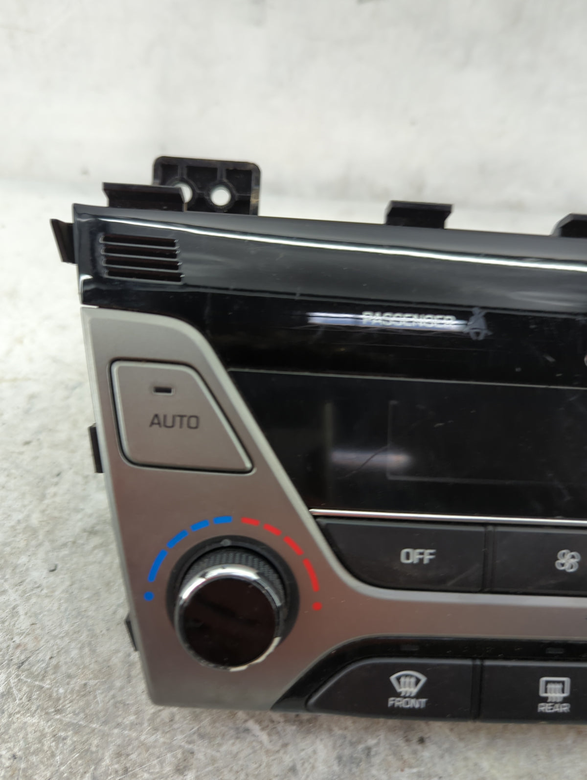 2017-2018 Hyundai Elantra Climate Control Module Temperature AC/Heater Replacement P/N:97250-F2231RET 97250-F2XXX Fits OEM U