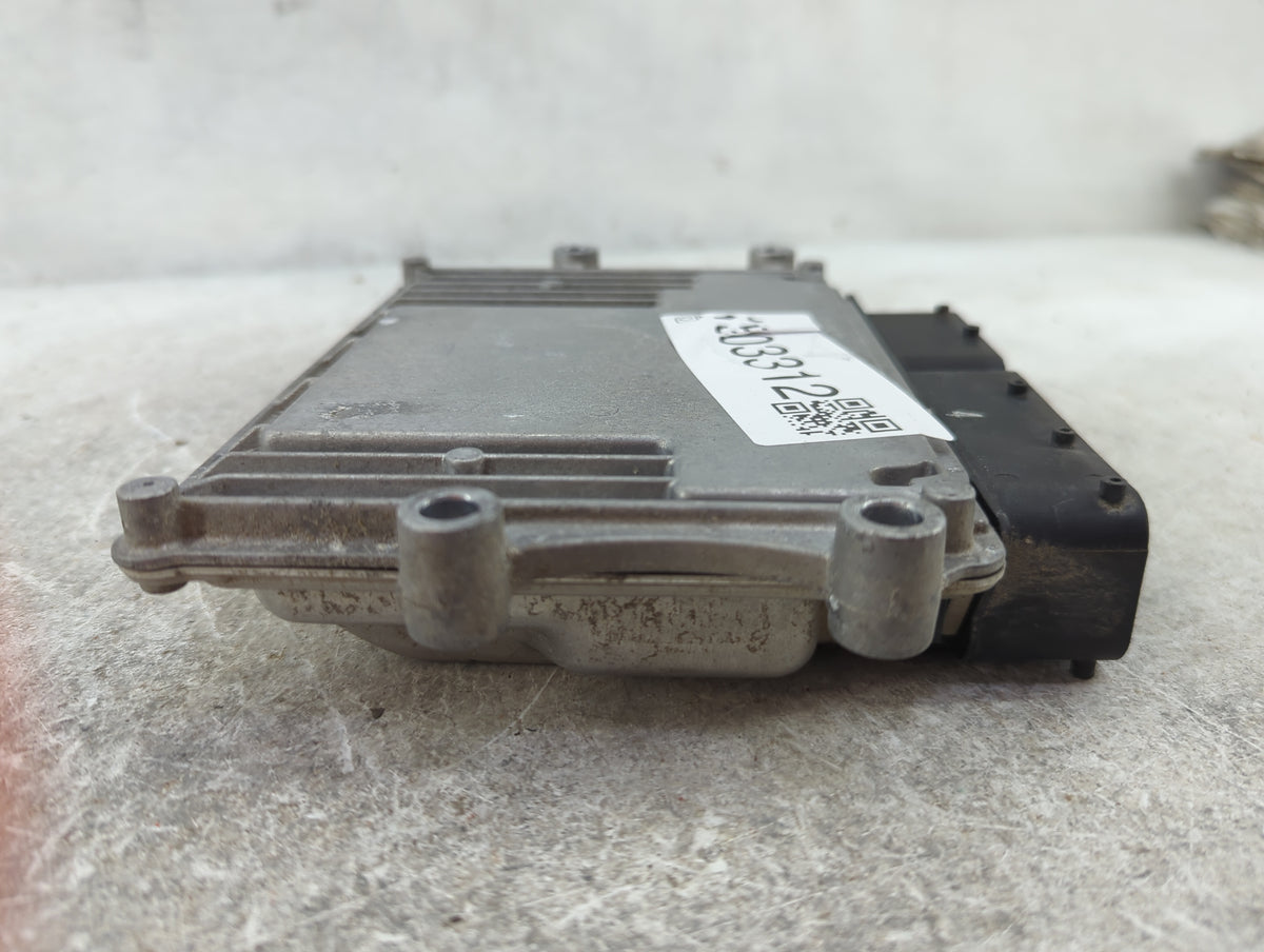 2017-2018 Hyundai Elantra PCM Engine Control Computer ECU ECM PCU OEM P/N:39118-2BALA 9001200153KJ Fits Fits 2017 2018 OEM U