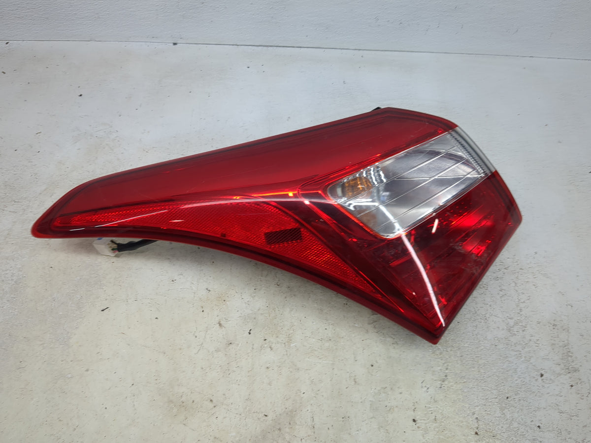 2013-2017 Hyundai Elantra Tail Light Assembly Driver Left OEM P/N:161110B Fits Fits 2013 2014 2015 2016 2017 OEM Used Auto P