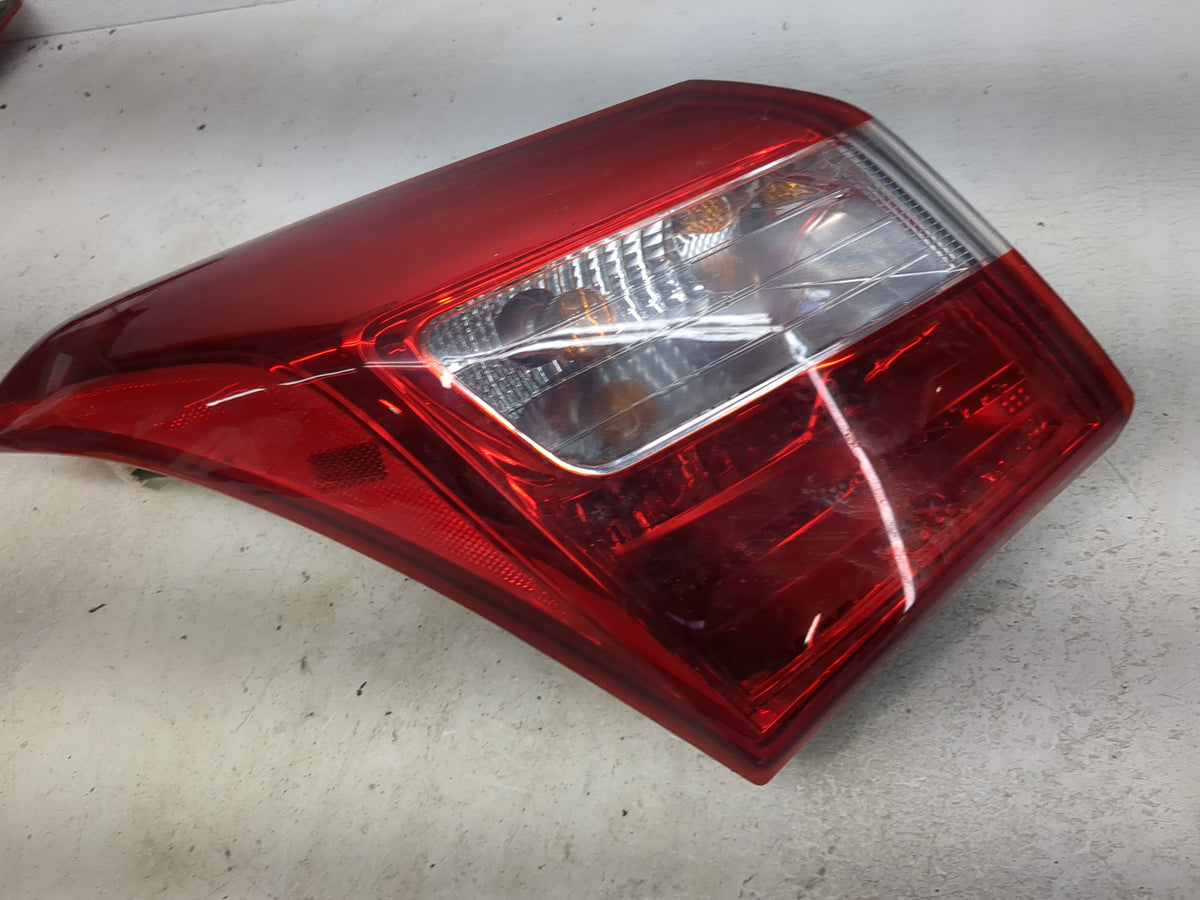 2013-2017 Hyundai Elantra Tail Light Assembly Driver Left OEM P/N:161110B Fits Fits 2013 2014 2015 2016 2017 OEM Used Auto P