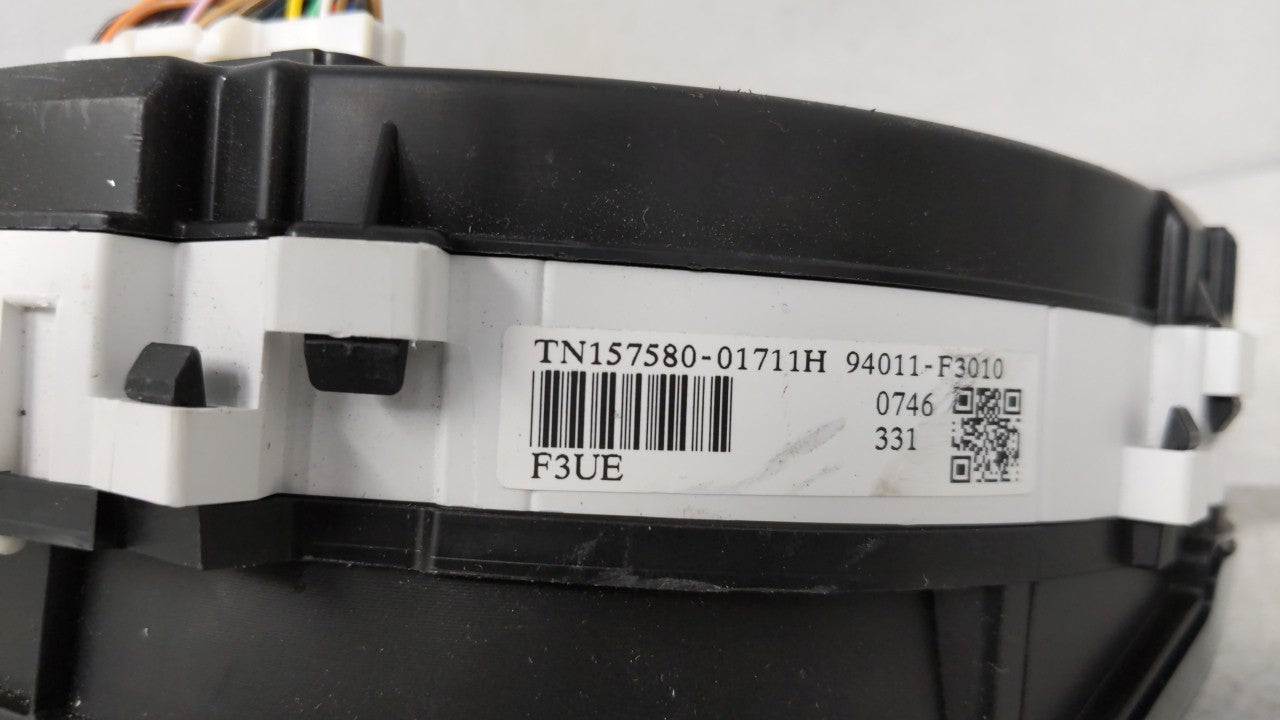 2017-2018 Hyundai Elantra Instrument Cluster Speedometer Gauges P/N:94011-F3012 94011-F3010 Fits Fits 2017 2018 OEM Used Aut