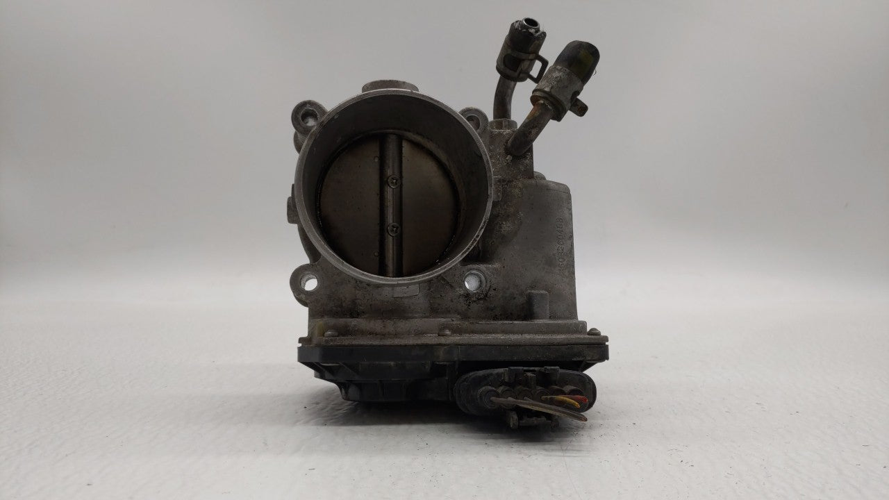 2011-2018 Hyundai Elantra Throttle Body P/N:35100-2E000 Fits Fits 2011 2012 2013 2014 2015 2016 2017 2018 2019 OEM Used Auto