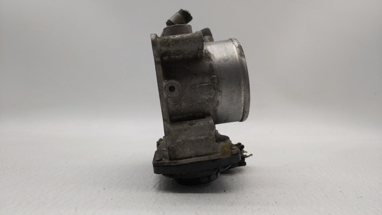 2011-2018 Hyundai Elantra Throttle Body P/N:35100-2E000 Fits Fits 2011 2012 2013 2014 2015 2016 2017 2018 2019 OEM Used Auto