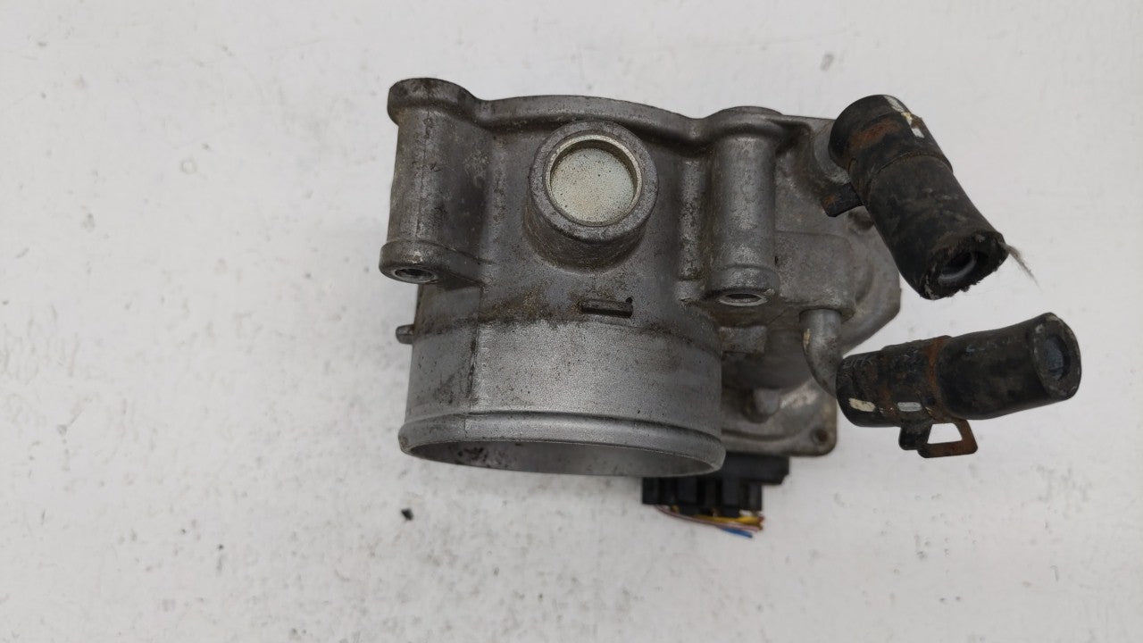 2011-2018 Hyundai Elantra Throttle Body P/N:35100-2E000 Fits Fits 2011 2012 2013 2014 2015 2016 2017 2018 2019 OEM Used Auto