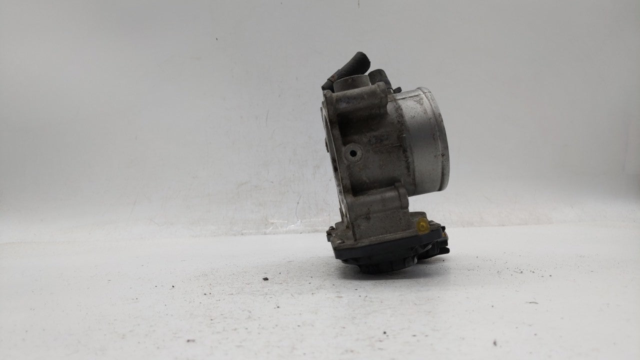 2011-2018 Hyundai Elantra Throttle Body P/N:35100-2E000 Fits Fits 2011 2012 2013 2014 2015 2016 2017 2018 2019 OEM Used Auto