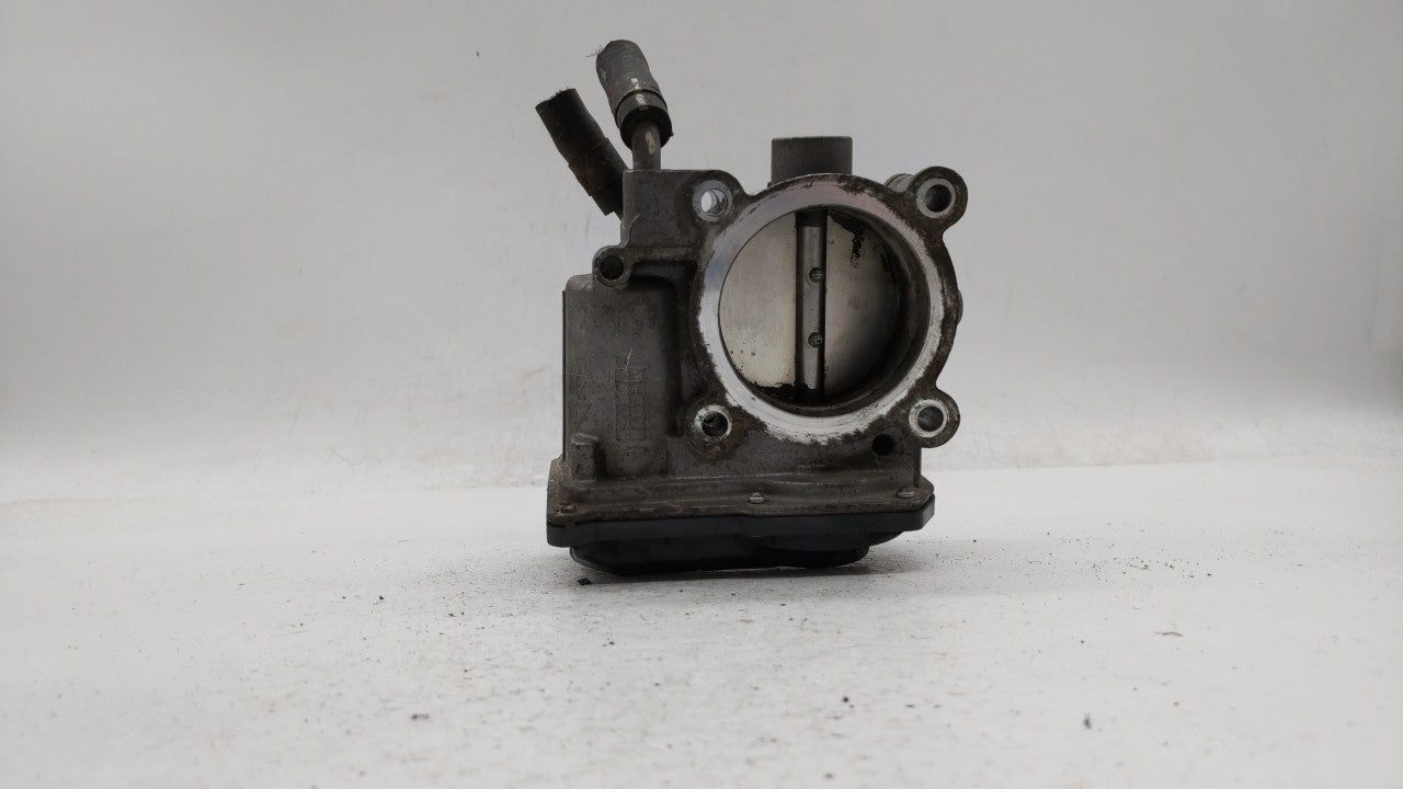 2011-2018 Hyundai Elantra Throttle Body P/N:35100-2E000 Fits Fits 2011 2012 2013 2014 2015 2016 2017 2018 2019 OEM Used Auto