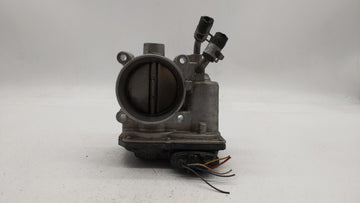 2011-2018 Hyundai Elantra Throttle Body P/N:35100-2E000 Fits Fits 2011 2012 2013 2014 2015 2016 2017 2018 2019 OEM Used Auto
