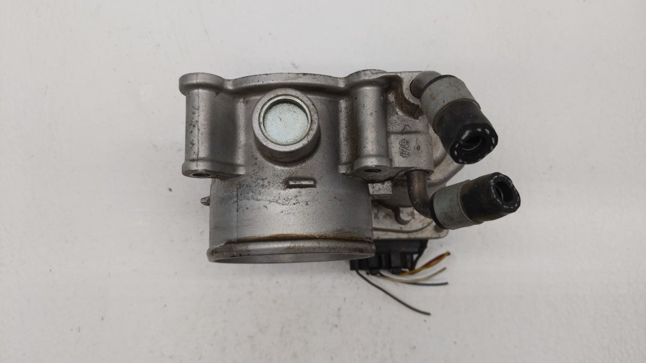 2011-2018 Hyundai Elantra Throttle Body P/N:35100-2E000 Fits Fits 2011 2012 2013 2014 2015 2016 2017 2018 2019 OEM Used Auto