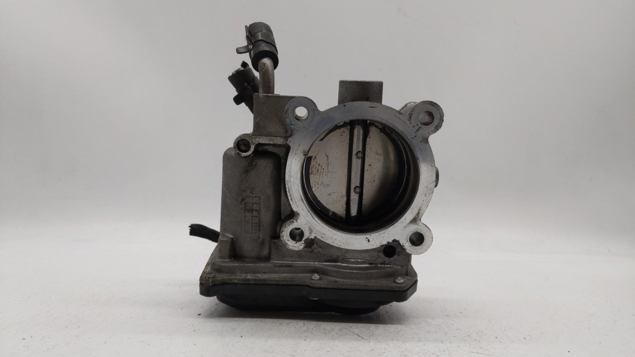 2011-2018 Hyundai Elantra Throttle Body P/N:35100-2E000 Fits Fits 2011 2012 2013 2014 2015 2016 2017 2018 2019 OEM Used Auto
