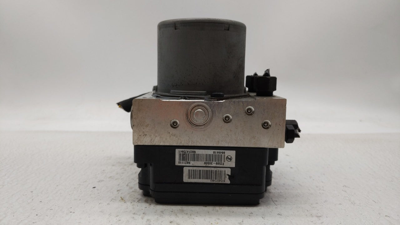 2017-2018 Hyundai Elantra ABS Pump Control Module Replacement P/N:58900-F2500 58920-F2500 Fits Fits 2017 2018 OEM Used Auto 