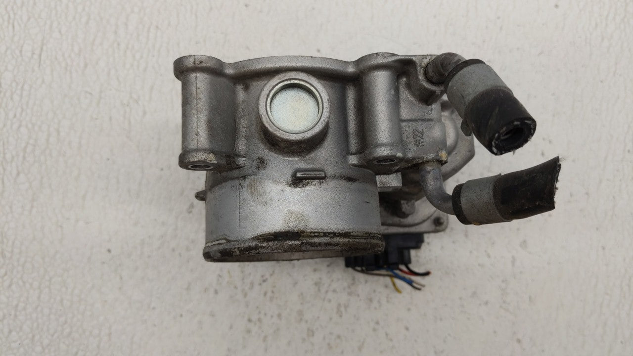 2011-2018 Hyundai Elantra Throttle Body P/N:35100-2E000 Fits Fits 2011 2012 2013 2014 2015 2016 2017 2018 2019 OEM Used Auto