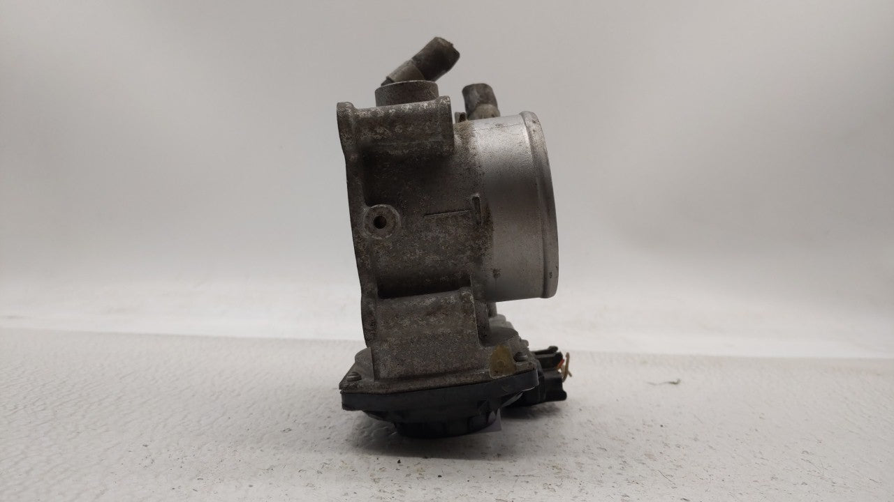 2011-2018 Hyundai Elantra Throttle Body P/N:35100-2E000 Fits Fits 2011 2012 2013 2014 2015 2016 2017 2018 2019 OEM Used Auto