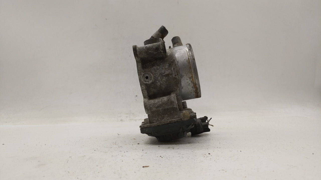 2011-2018 Hyundai Elantra Throttle Body P/N:35100-2E000 Fits Fits 2011 2012 2013 2014 2015 2016 2017 2018 2019 OEM Used Auto