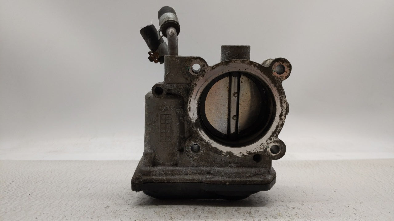 2011-2018 Hyundai Elantra Throttle Body P/N:35100-2E000 Fits Fits 2011 2012 2013 2014 2015 2016 2017 2018 2019 OEM Used Auto