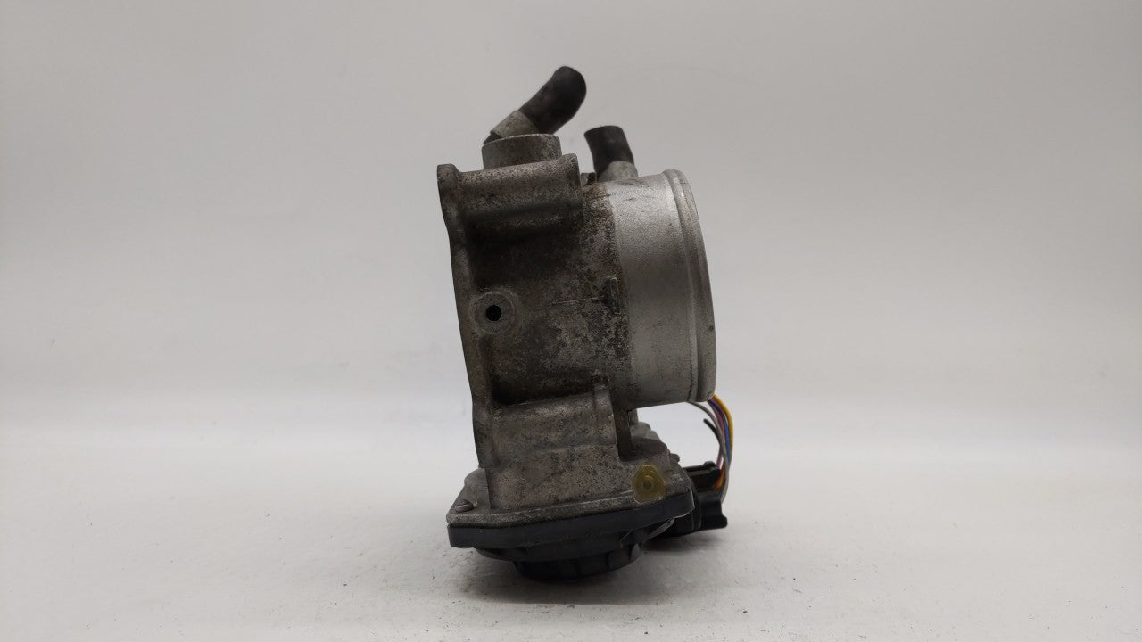 2011-2018 Hyundai Elantra Throttle Body P/N:35100-2E000 Fits Fits 2011 2012 2013 2014 2015 2016 2017 2018 2019 OEM Used Auto