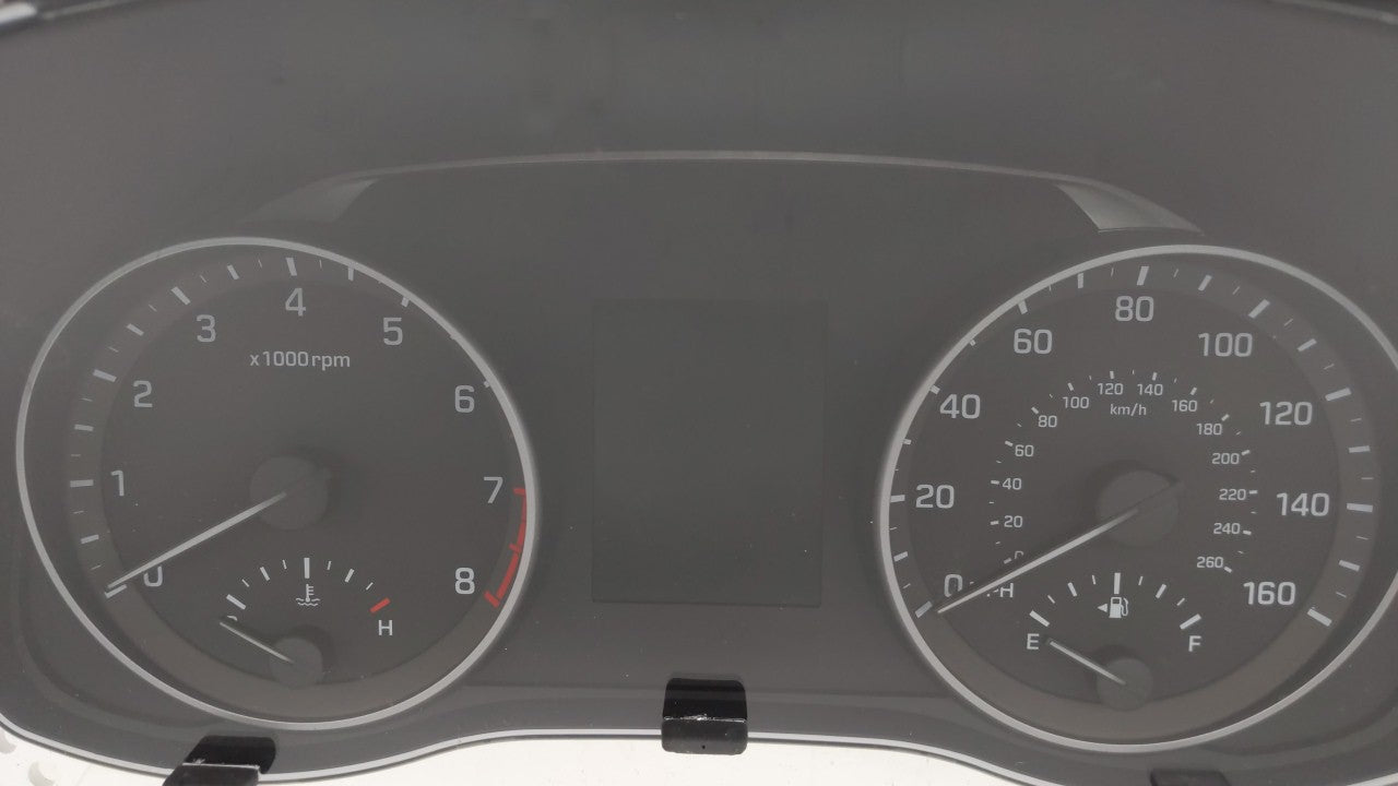 2017-2018 Hyundai Elantra Instrument Cluster Speedometer Gauges P/N:94001-F3011 94001-F3010 Fits Fits 2017 2018 OEM Used Aut