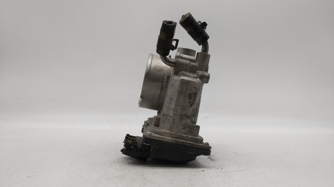 2011-2018 Hyundai Elantra Throttle Body P/N:35100-2E000 Fits Fits 2011 2012 2013 2014 2015 2016 2017 2018 2019 OEM Used Auto