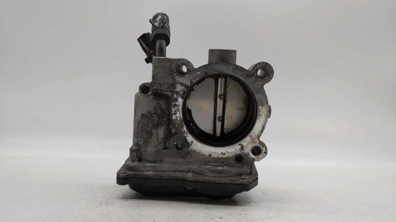 2011-2018 Hyundai Elantra Throttle Body P/N:35100-2E000 Fits Fits 2011 2012 2013 2014 2015 2016 2017 2018 2019 OEM Used Auto