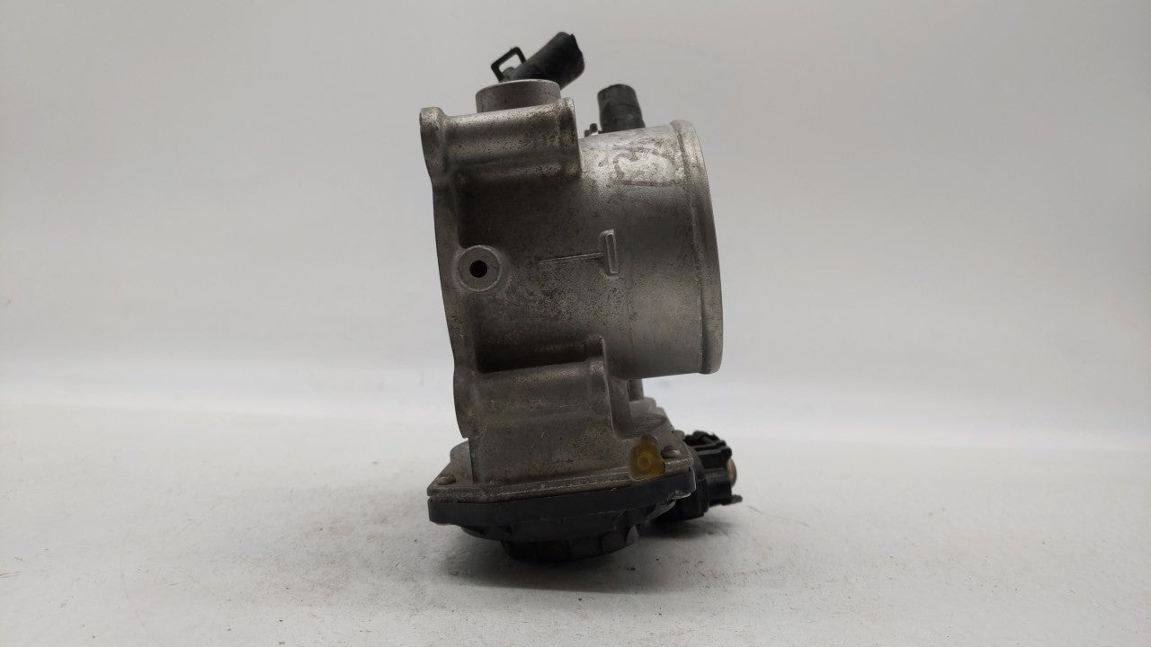 2011-2018 Hyundai Elantra Throttle Body P/N:35100-2E000 Fits Fits 2011 2012 2013 2014 2015 2016 2017 2018 2019 OEM Used Auto
